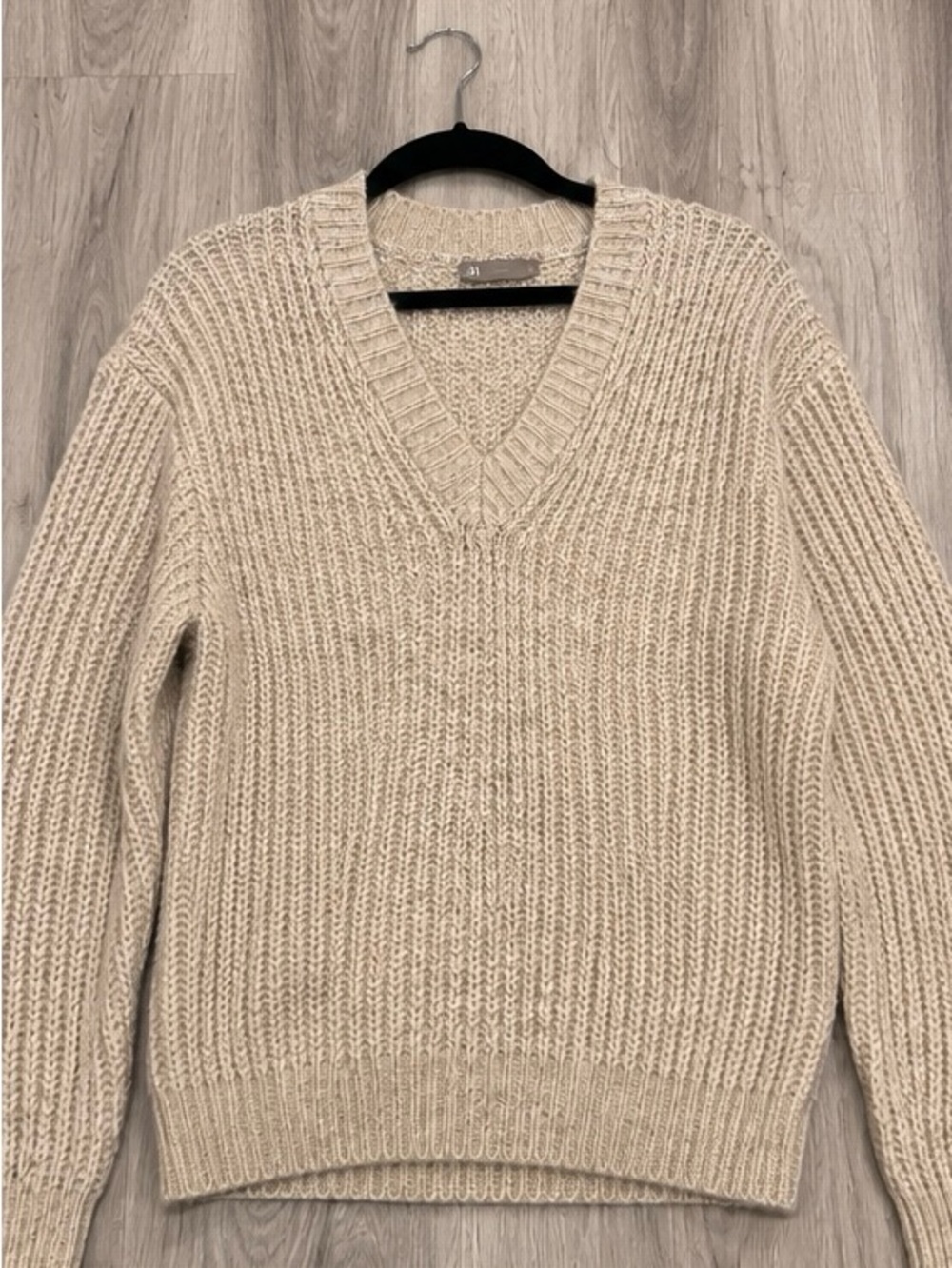 Simons Heathered rib-knit sweater Le 31 Studio capsule
Medium Cream Beige